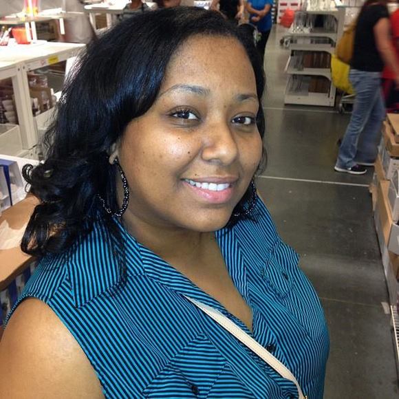 Meet your Posher, Ambriel - Picture 1 of 1